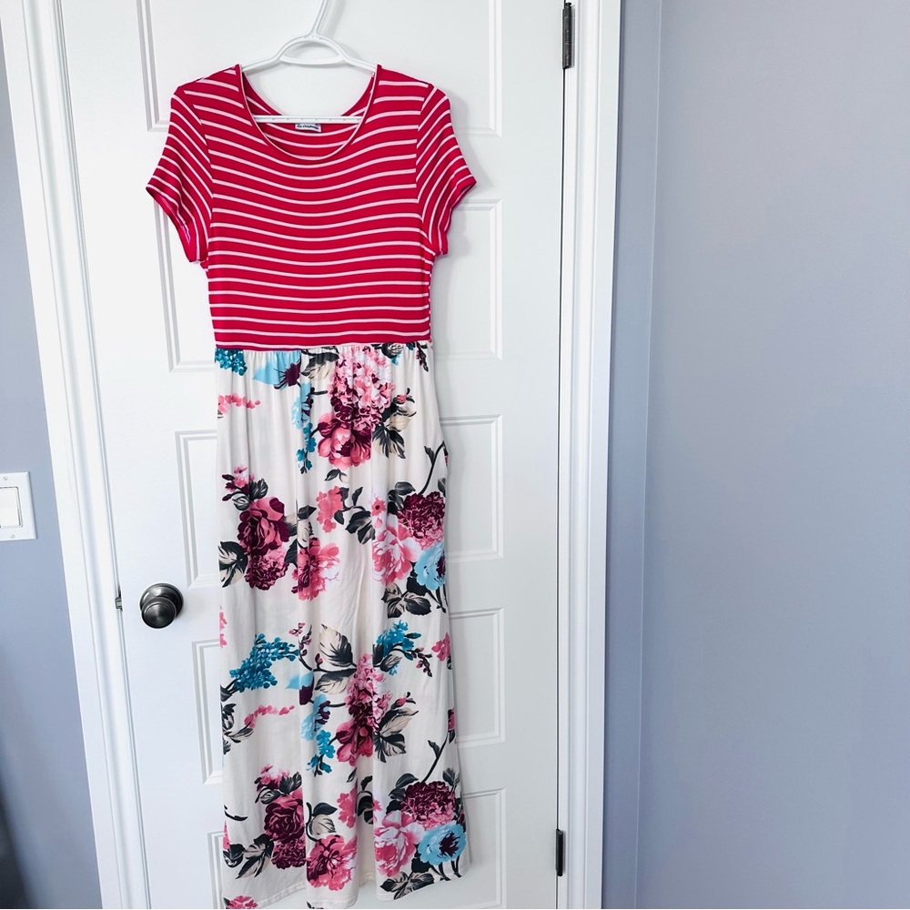 EGS Striped & Floral Maxi Dress